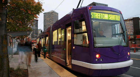 Seattle mayor questions new streetcars’ size