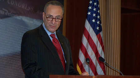 Schumer wants railroads to notify locals when transporting hazmat